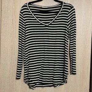 V-Neck simple Long Sleeve